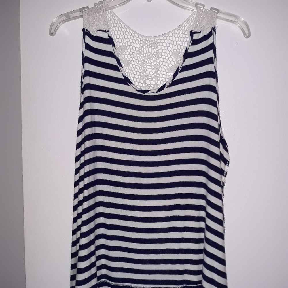 Tank top tee